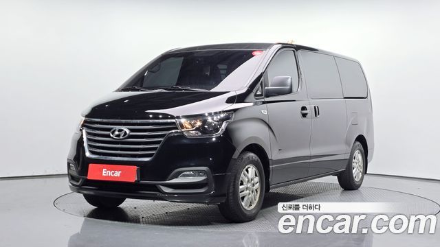 Hyundai The New Grand Starex