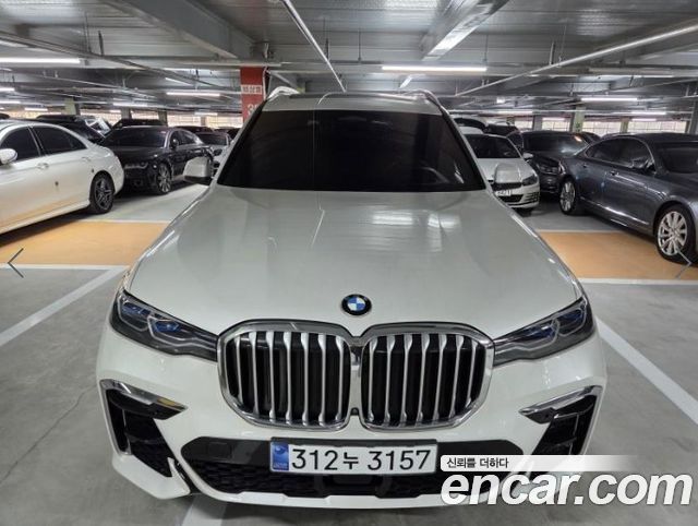 BMW X7 (G07)