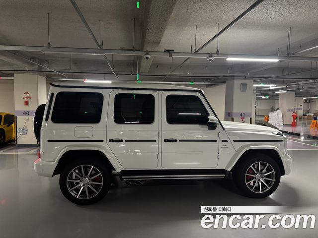 Mercedes-Benz G-Class W463b