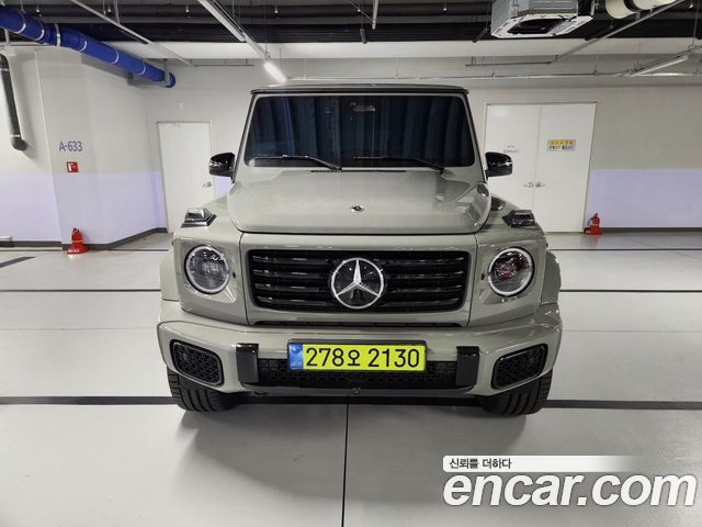 Mercedes-Benz G-Class W465