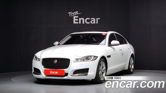 Jaguar XF (X260)