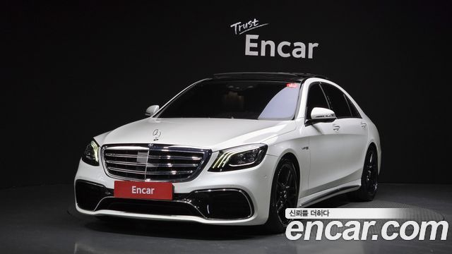 Mercedes-Benz S-Class W222