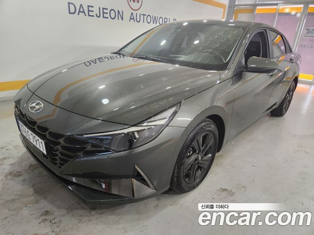 Hyundai Avante Hybrid (CN7)