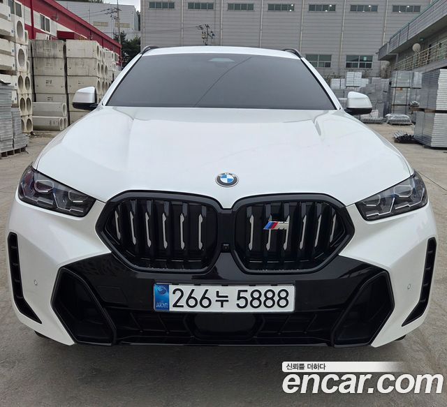 BMW X6 (G06)
