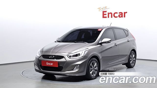 Hyundai Accent (new)