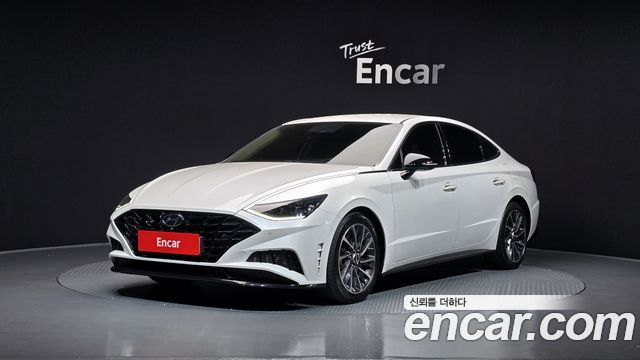 Hyundai Sonata (DN8)