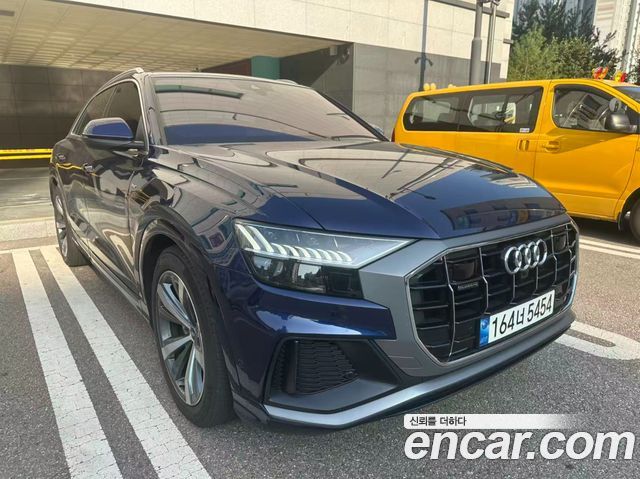 Audi Q8 (4M)
