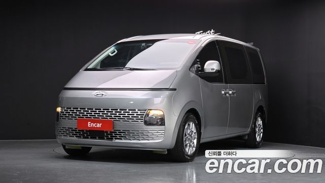 Hyundai Staria