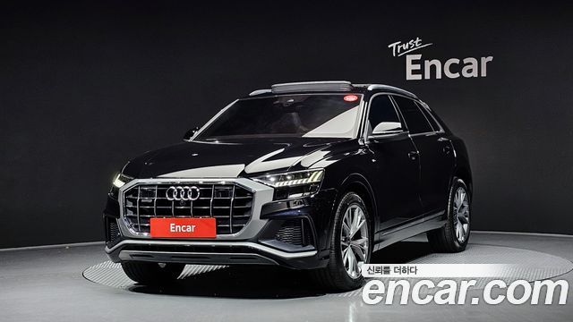 Audi Q8 (4M)