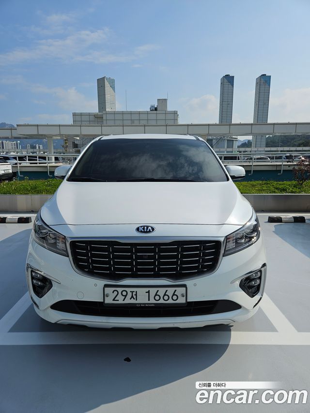 Kia The New Carnival