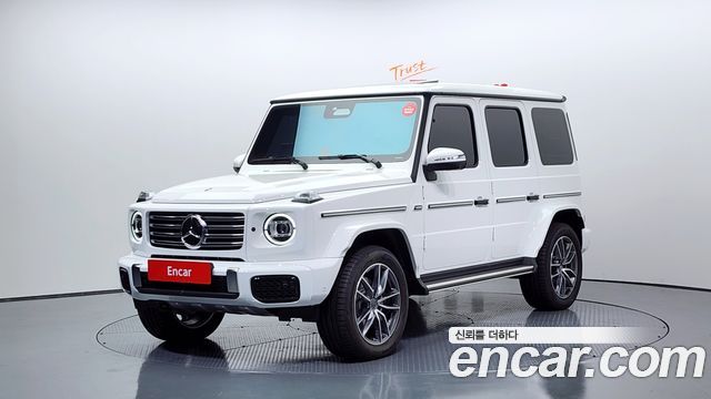 Mercedes-Benz G-Class W465