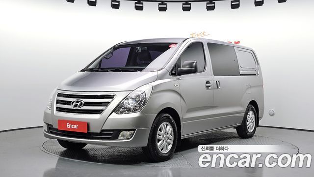 Hyundai Grand Starex