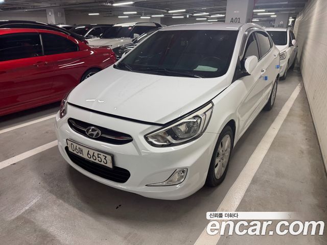 Hyundai Accent (new)
