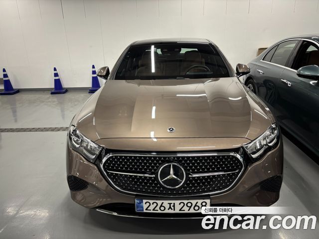 Mercedes-Benz E-Class W214