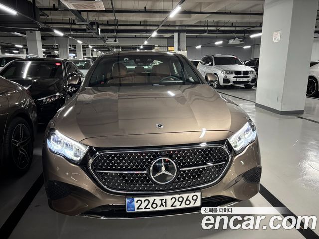 Mercedes-Benz E-Class W214
