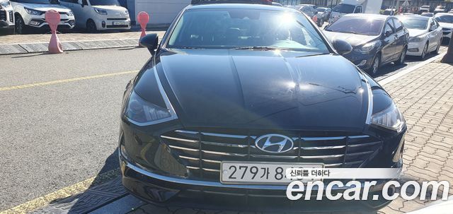 Hyundai Sonata (DN8)