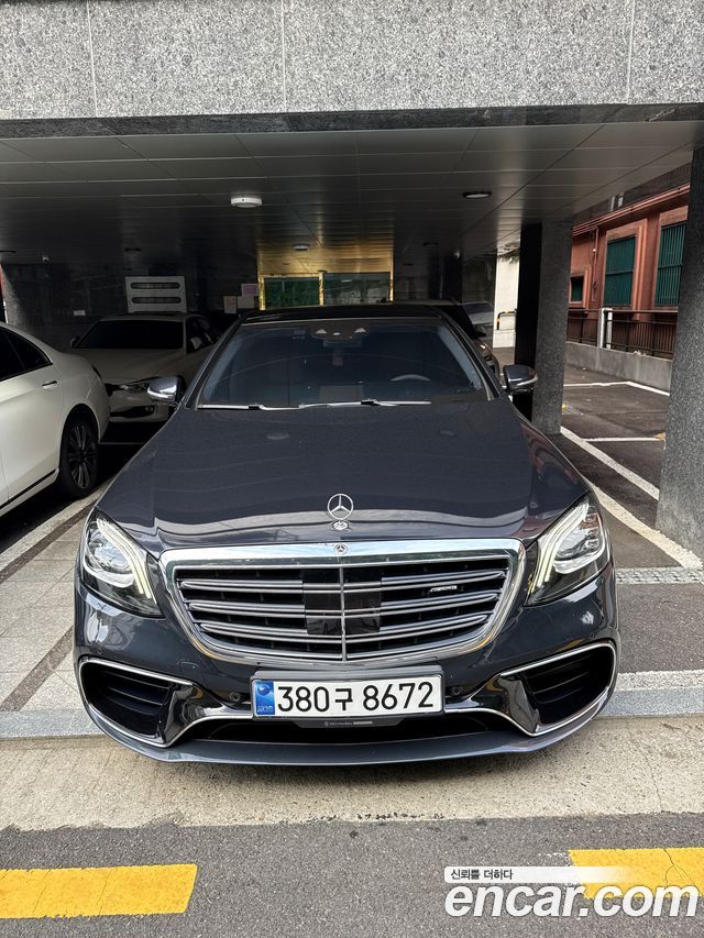 Mercedes-Benz S-Class W222