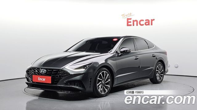 Hyundai Sonata (DN8)