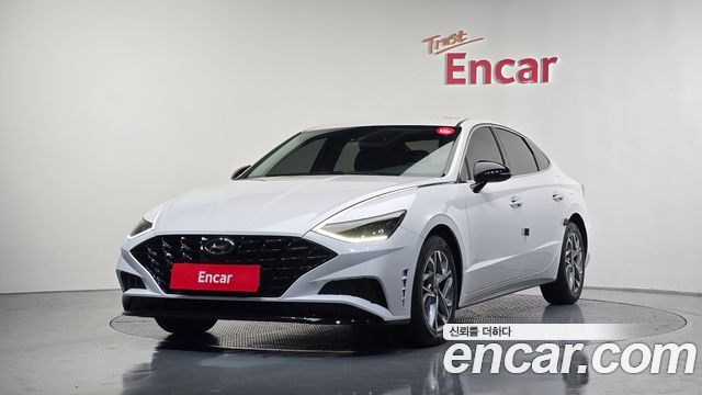 Hyundai Sonata (DN8)