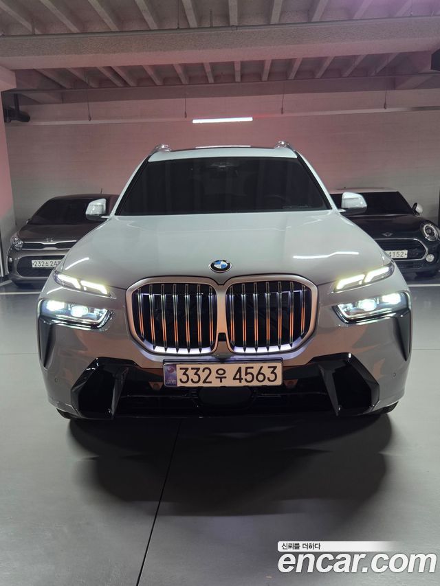 BMW X7 (G07)