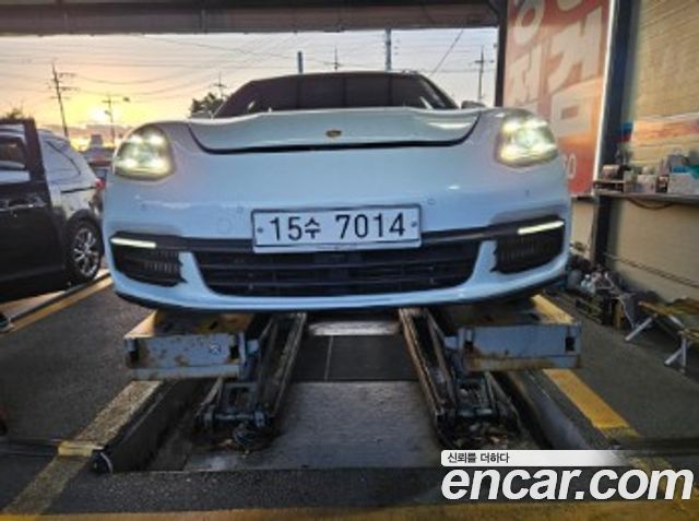 Porsche Panamera (971)