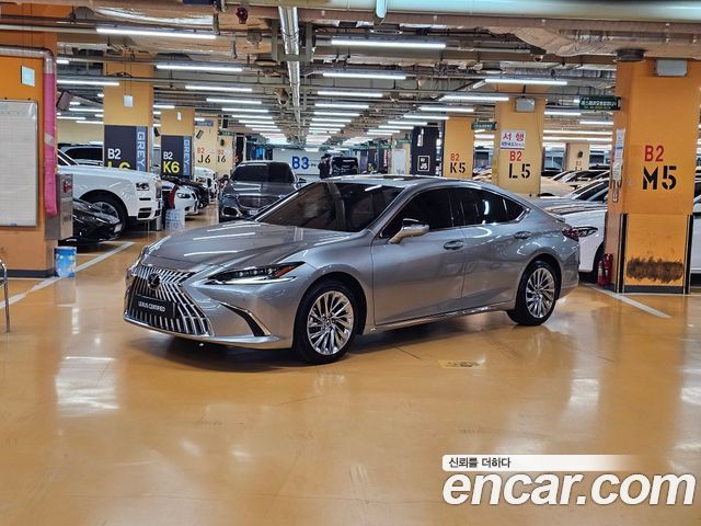 Lexus ES300h 7th Gen