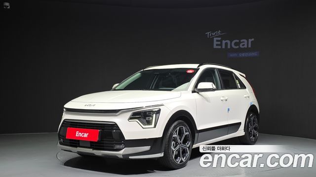 Kia The all new Niro