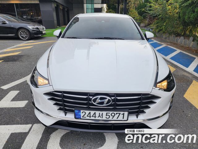 Hyundai Sonata (DN8)