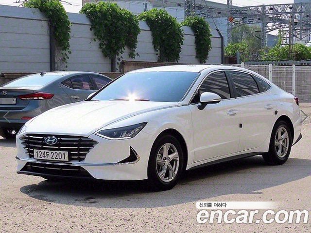 Hyundai Sonata (DN8)