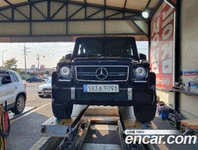 Mercedes-Benz G-Class W463