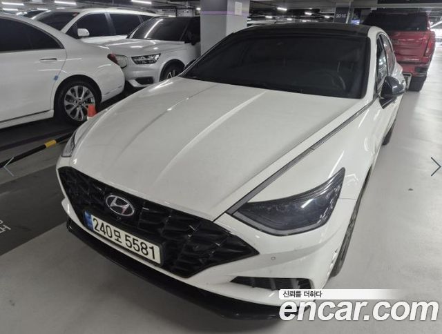 Hyundai Sonata (DN8)