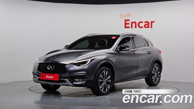 Infiniti QX30