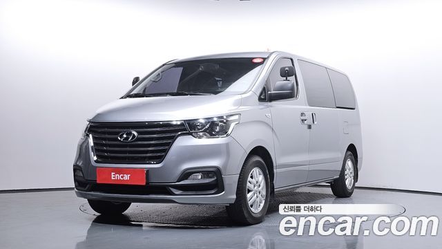 Hyundai The New Grand Starex