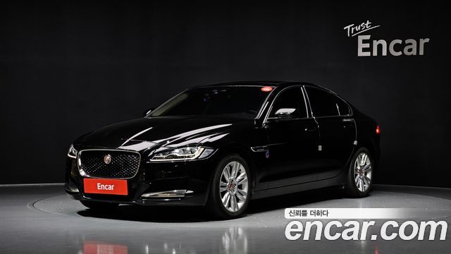 Jaguar XF (X260)