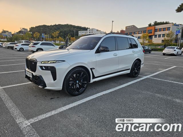 BMW X7 (G07)