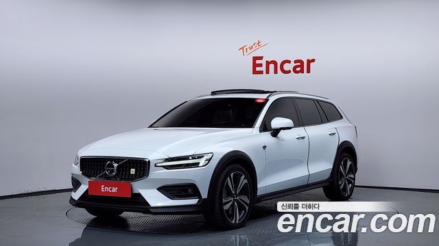Volvo V60 Cross Country 2nd Gen