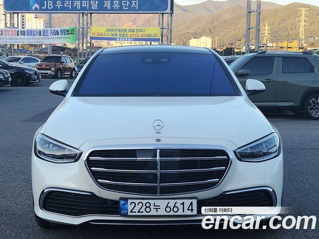Mercedes-Benz S-Class W223