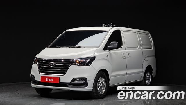 Hyundai The New Grand Starex