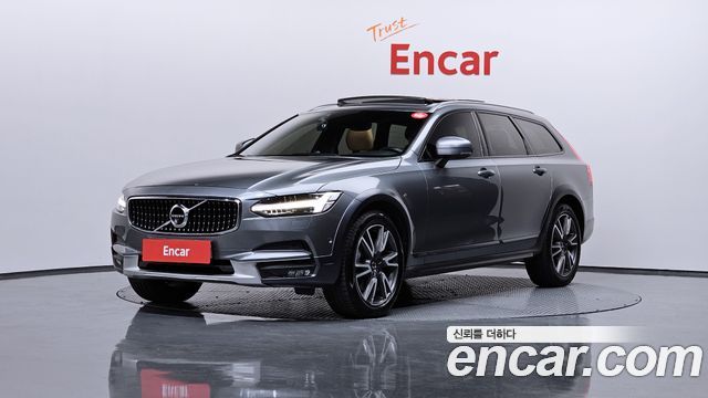 Volvo V90 Cross Country