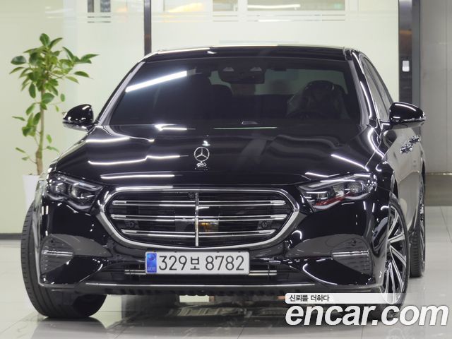 Mercedes-Benz E-Class W214