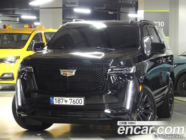 Cadillac Escalade 5th Gen