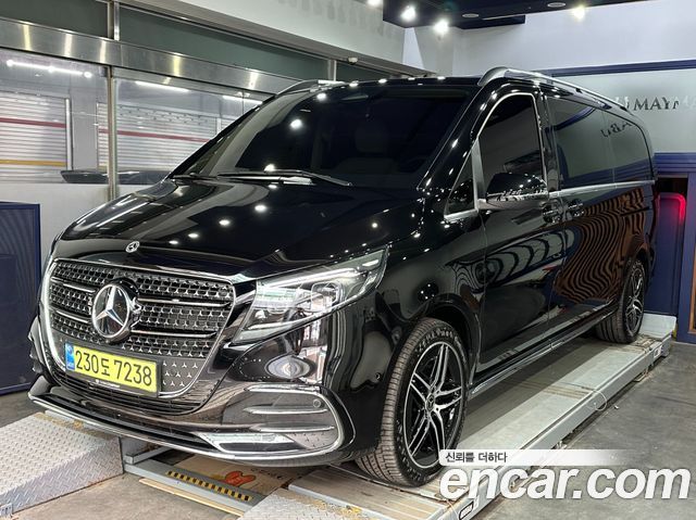 Mercedes-Benz V-Class