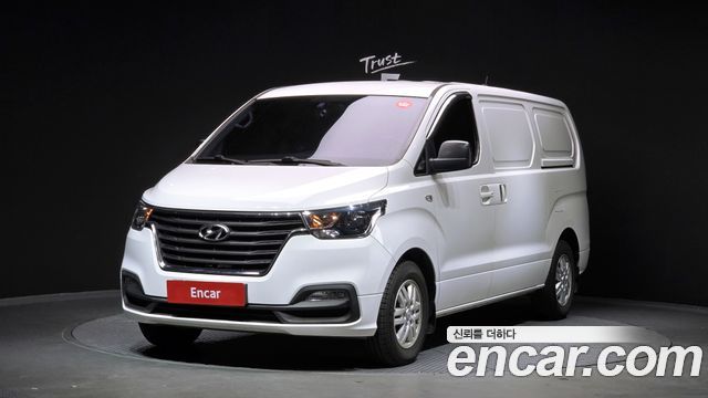 Hyundai The New Grand Starex