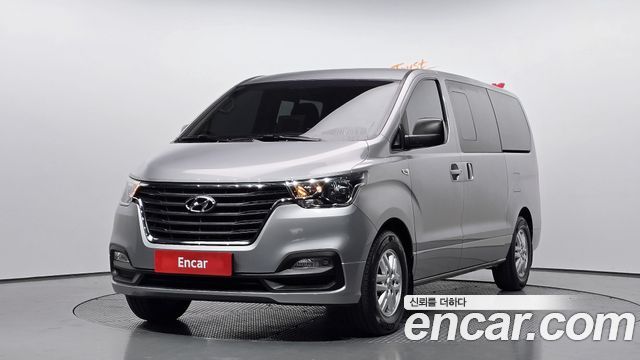 Hyundai The New Grand Starex