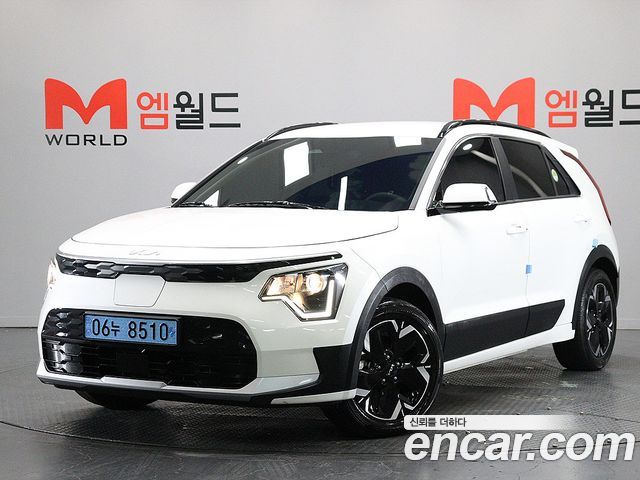 Kia The all new Niro EV