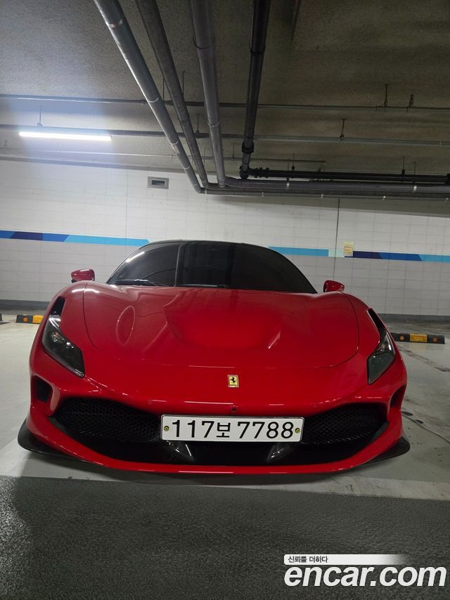Ferrari F8 Tributo