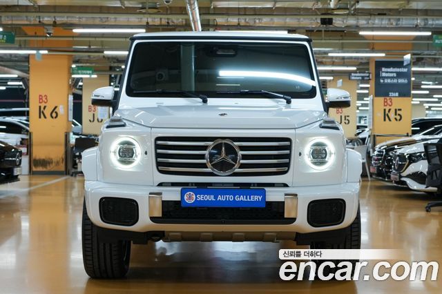 Mercedes-Benz G-Class W465
