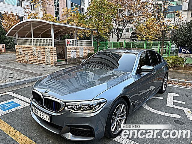 BMW 5 Series (G30)