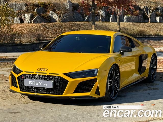 Audi R8 (4S)