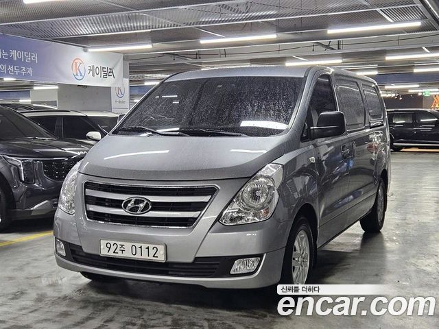 Hyundai Grand Starex